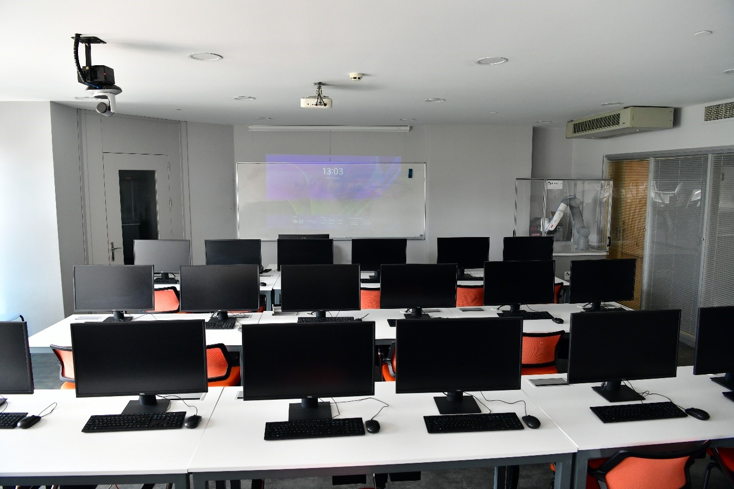Microişlemciler, Sayısal Tasarım ve Robotik Laboratuvarı 2-B-03/05/07/